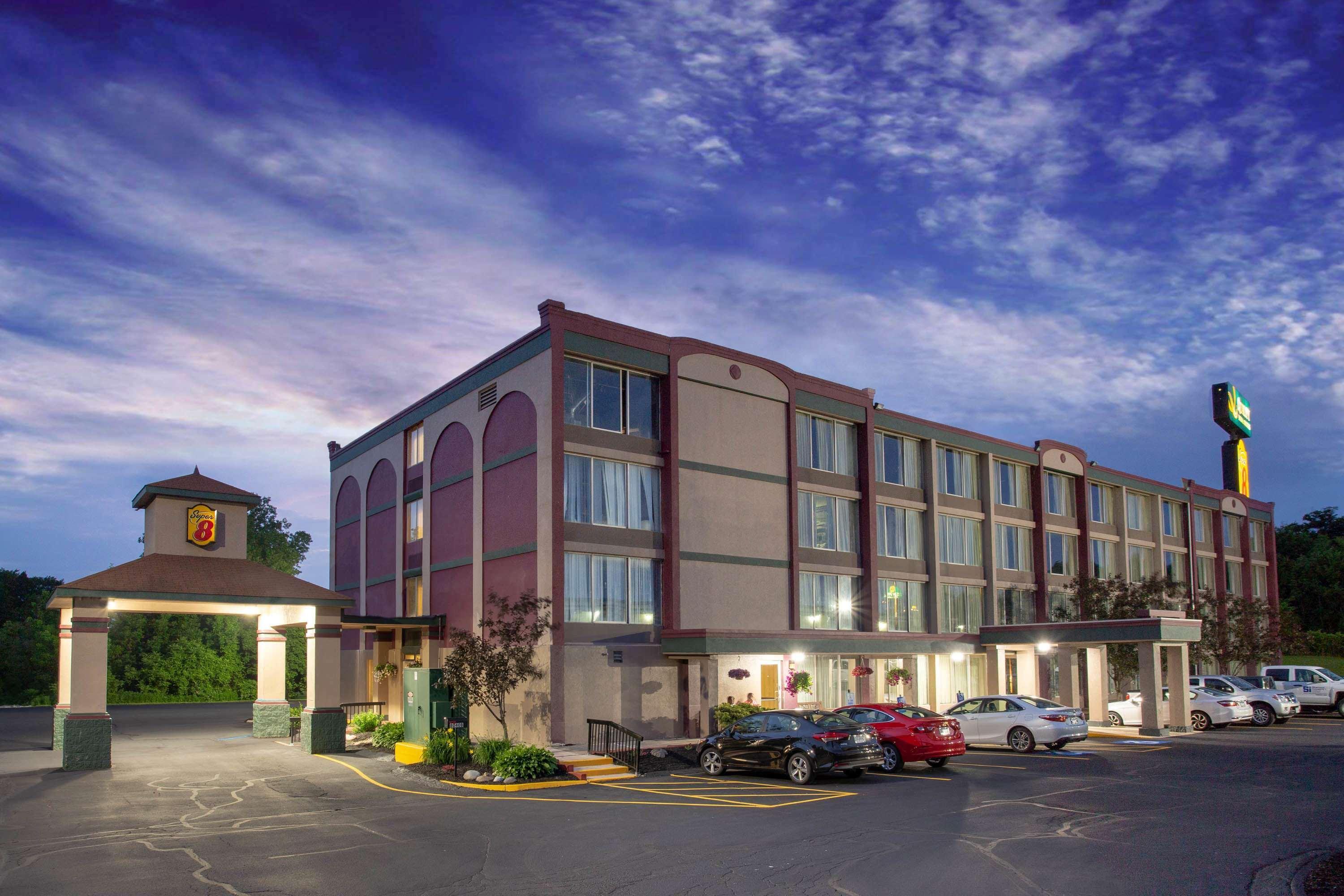 Hotel Super 8 by Wyndham Erie/I 90 Exterior foto