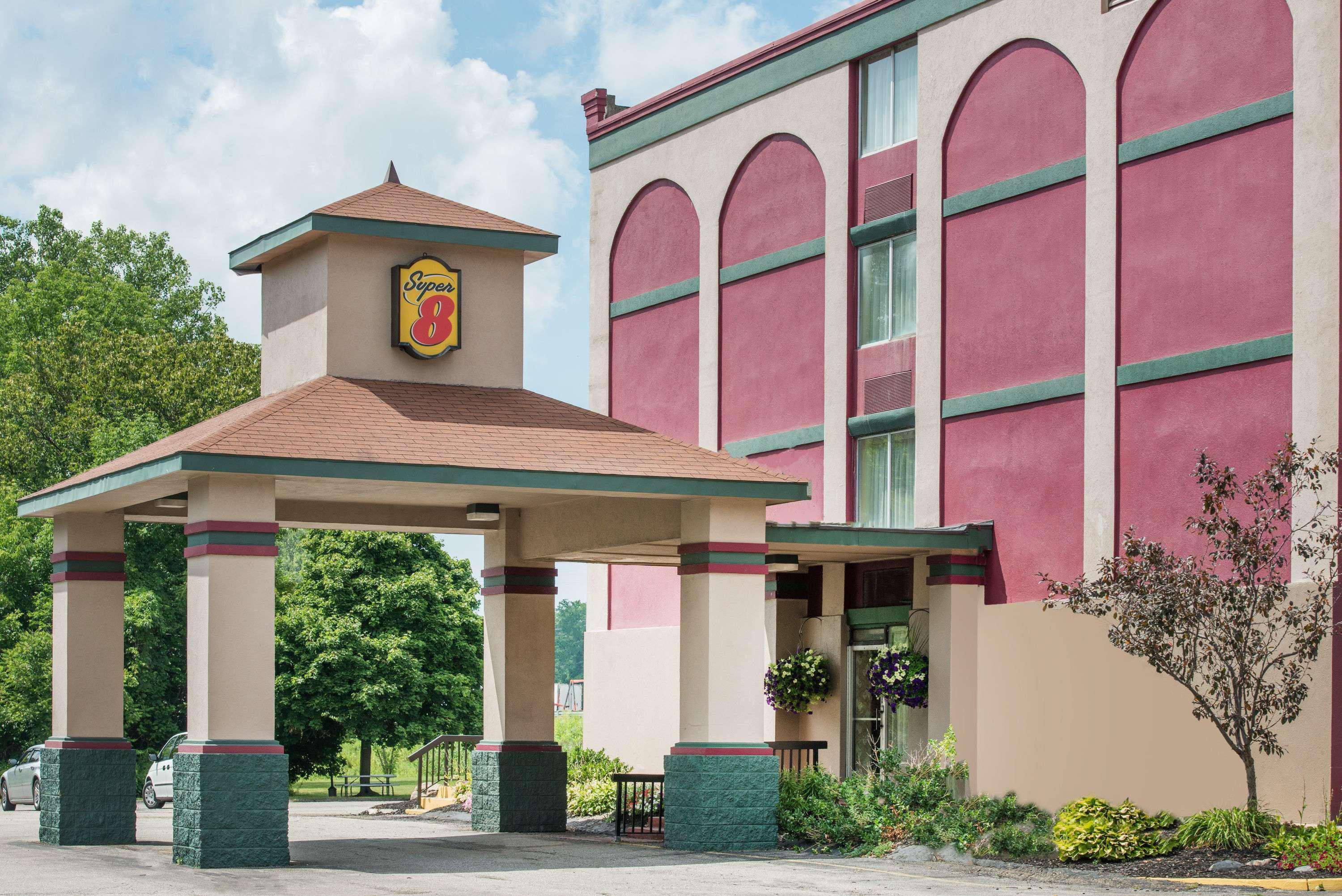 Hotel Super 8 by Wyndham Erie/I 90 Exterior foto
