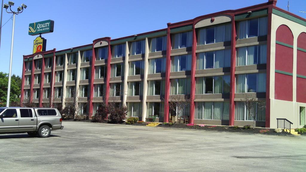 Hotel Super 8 by Wyndham Erie/I 90 Exterior foto