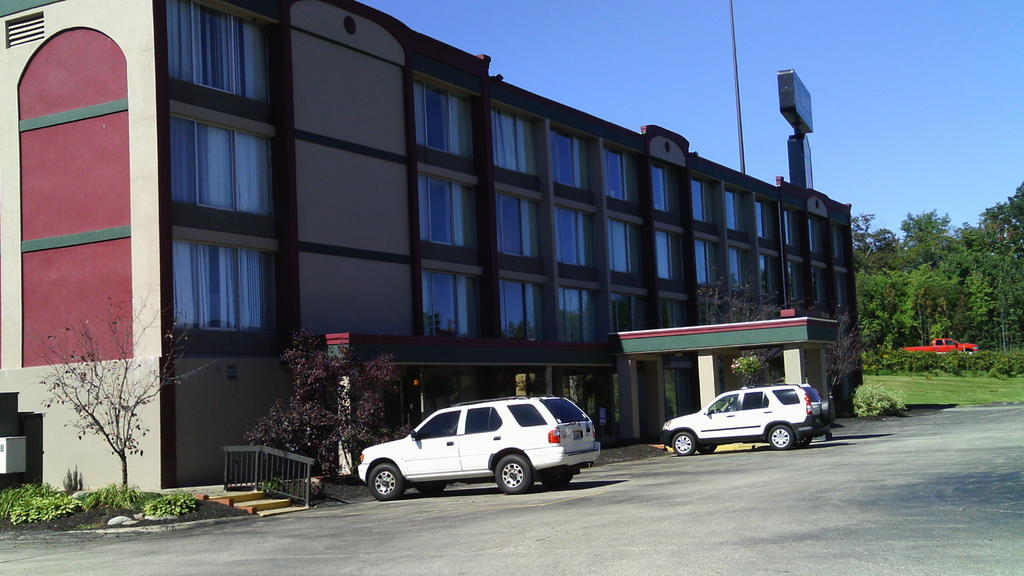 Hotel Super 8 by Wyndham Erie/I 90 Exterior foto